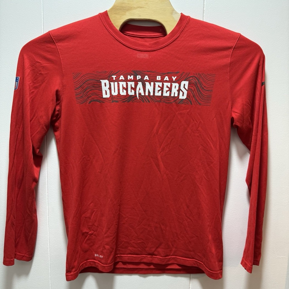 Tampa Bay Buccaneers Shirt Men's Size Medium Red Nike Player Issued Long Sleeve